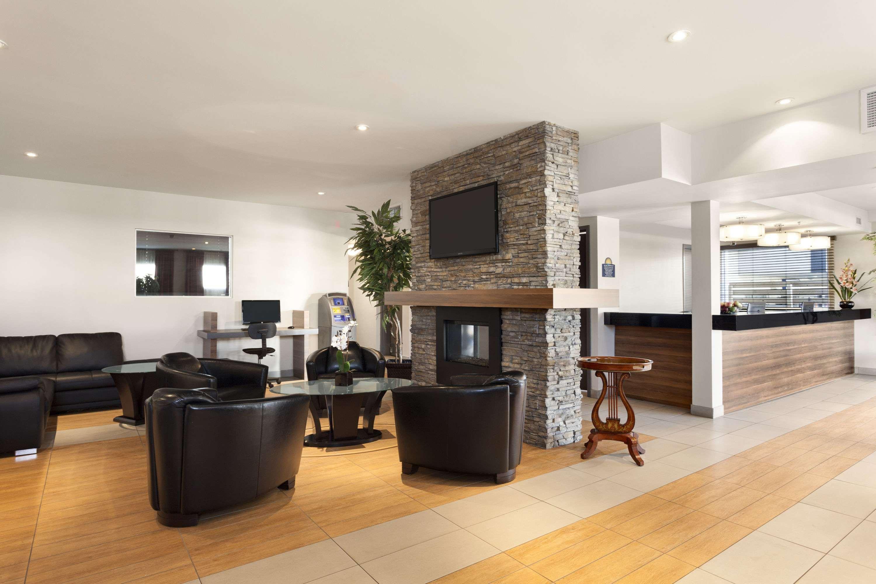 Days By Wyndham East 3*