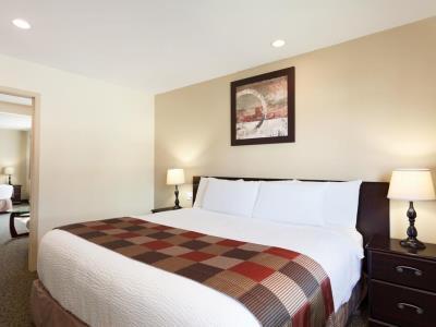 Days By Wyndham East Hotel Montréal